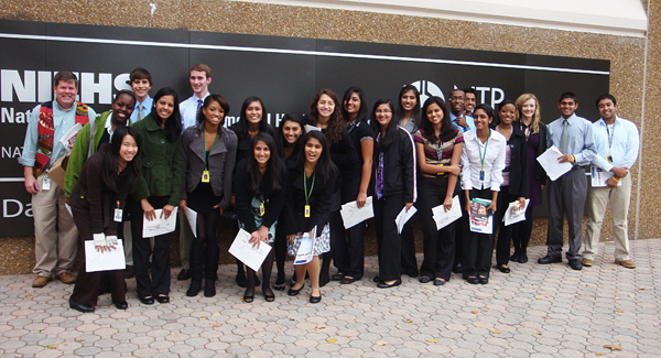 Enloe students in front of NIEHS Rall Building