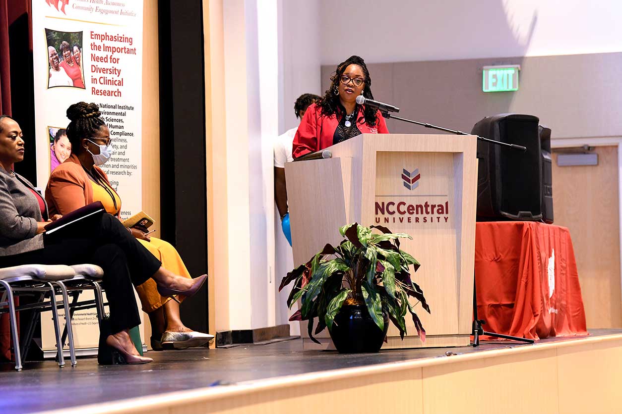 Joan Packenham, Ph.D., addresses more than 1,000 in-person and virtual attendees at the 2023 WHA Conference.