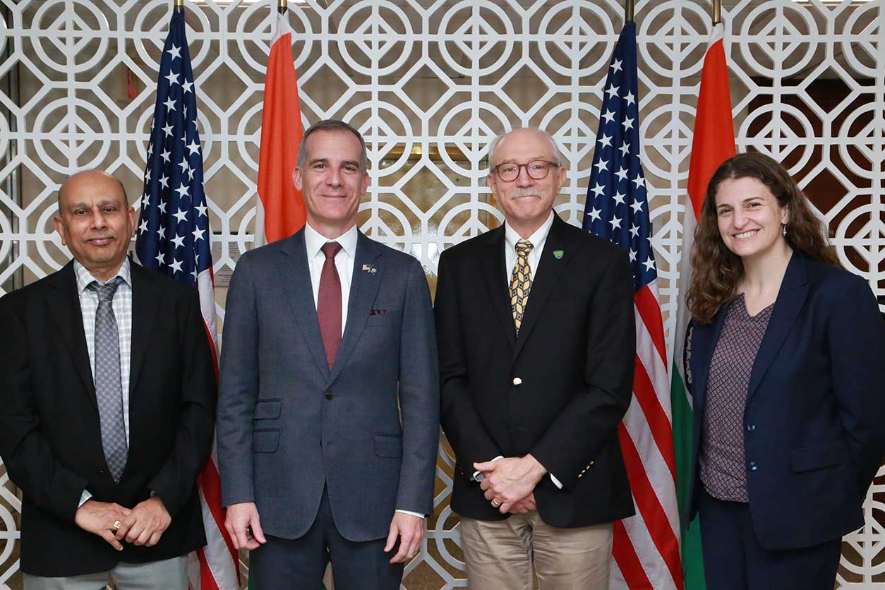 From left to right: Sri Nadadur, Ph.D., U.S. Ambassador Eric Garcetti, Rick Woychik, Ph.D., and Genessa Giorgi, Health Attaché at the U.S. Embassy in New Delhi. 