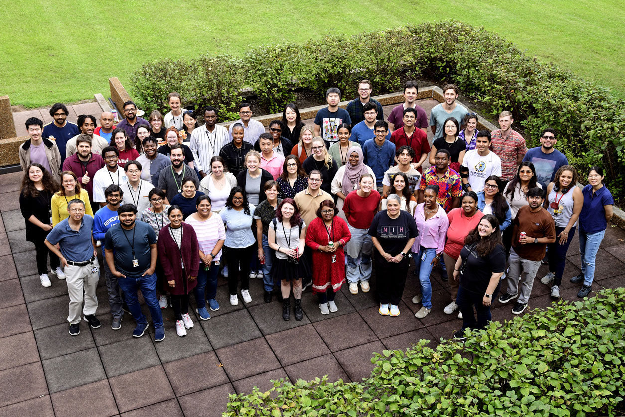 group photo of NIEHS trainees