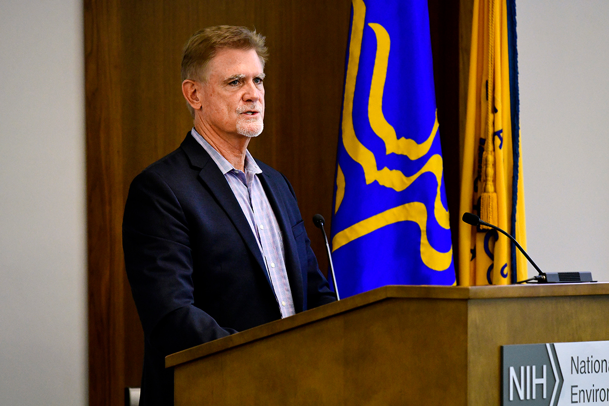 Warren Casey, Ph.D. presenting at SACATM