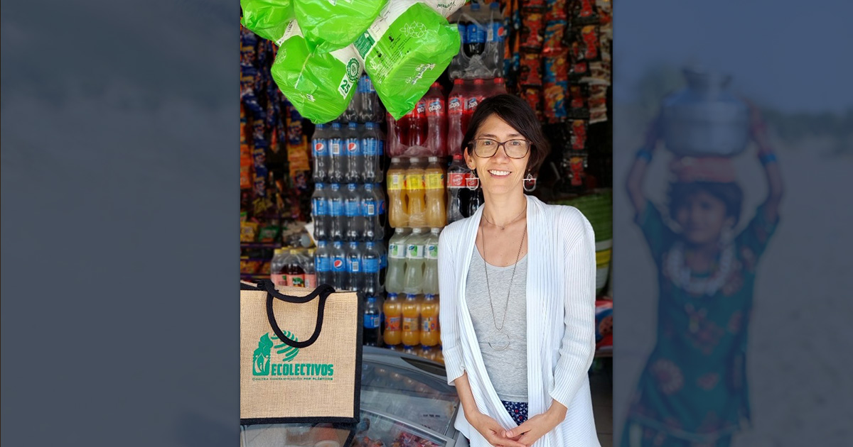 Mayari Hengstermann at a local shop in Santa María Xalapán