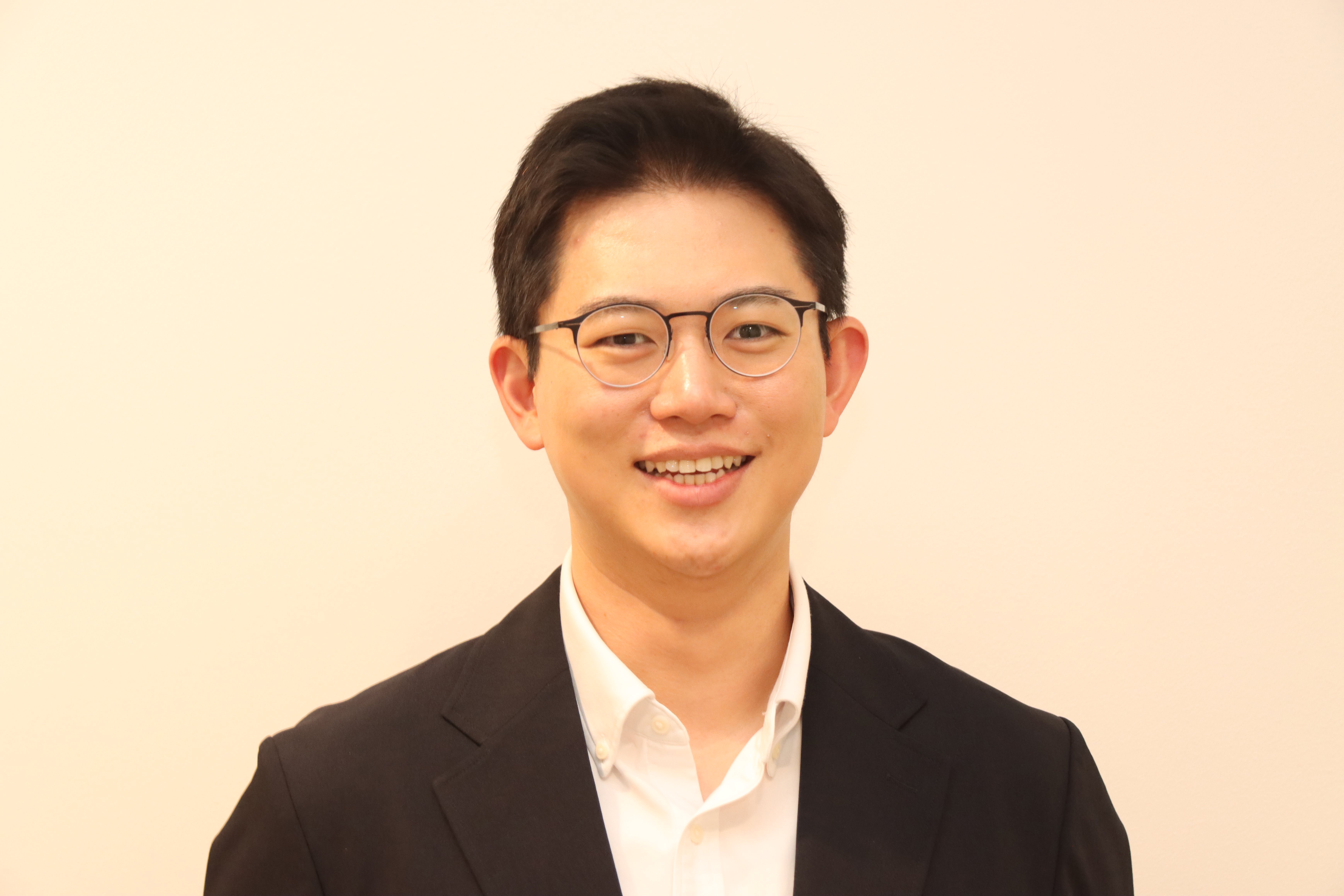 Tae-Kyoung Kim headshot