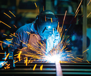 welder working