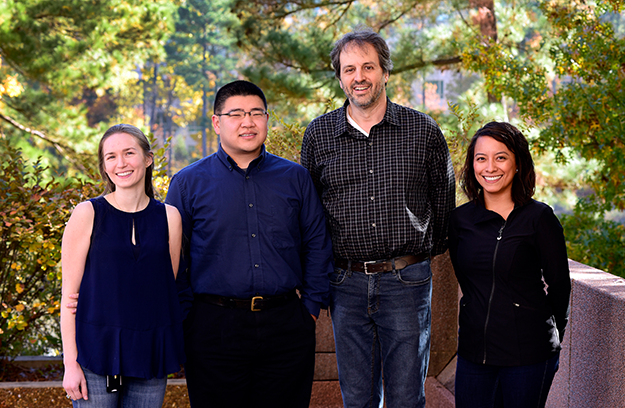 The NIEHS Cryo-Electron Microscopy staff posing for a photo