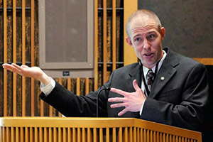 Kevin Elliott speaks about the ethics of pollution research during Ethics Day 2012