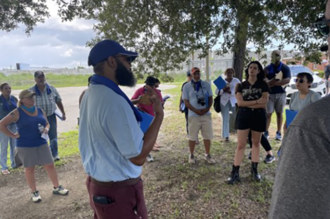 Omar Muhammad leading an outdoor discussion