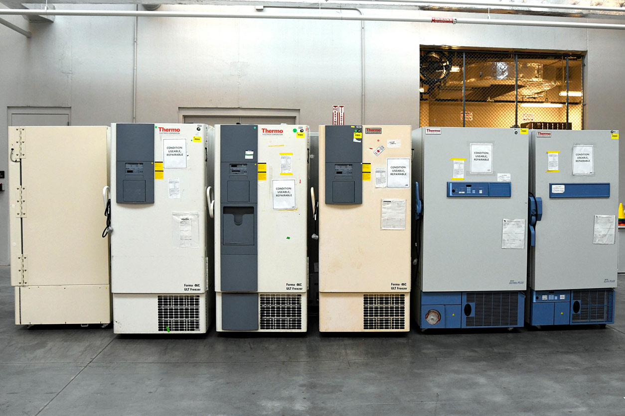 ultracold laboratory freezers